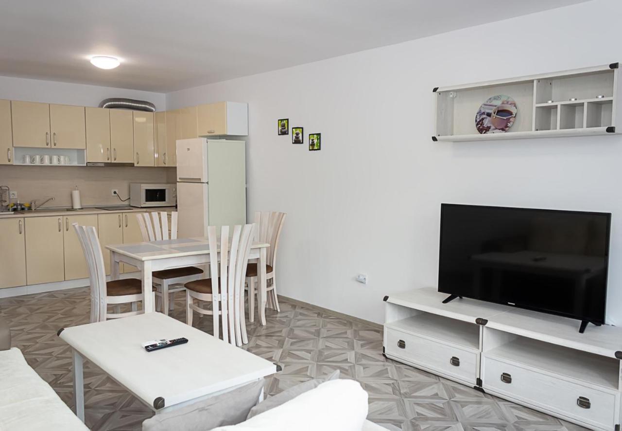 Apartment Lilia Kavarna Dış mekan fotoğraf